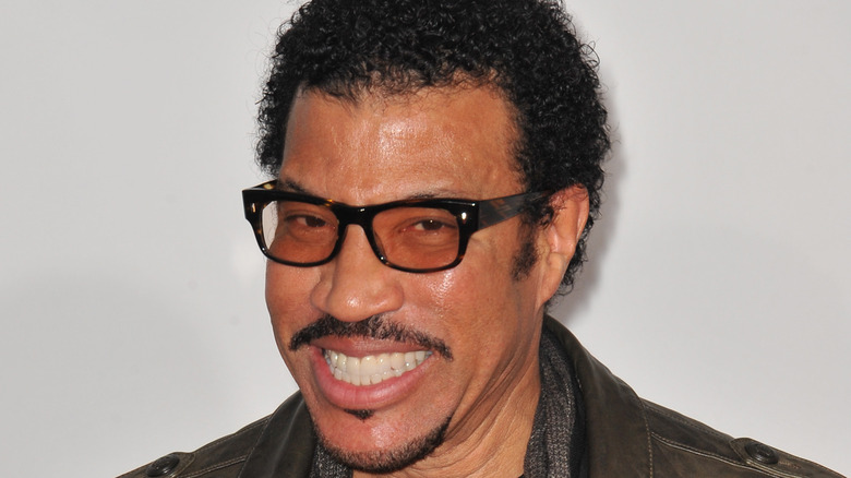 Lionel Richie in glasses
