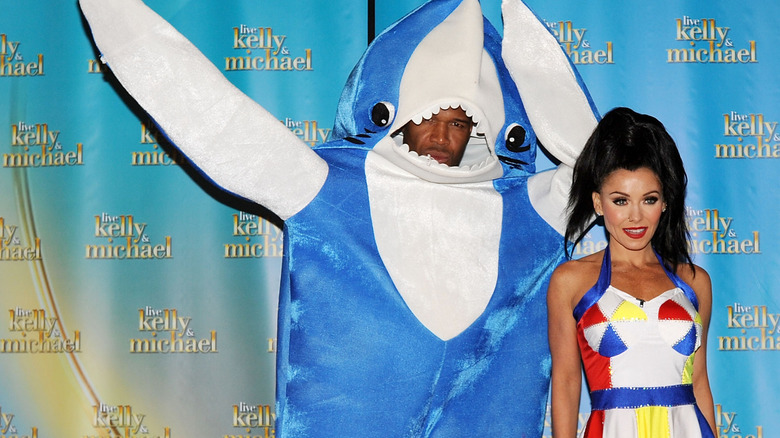 Kelly and Michael dressed as Katy Perry and Left Shark