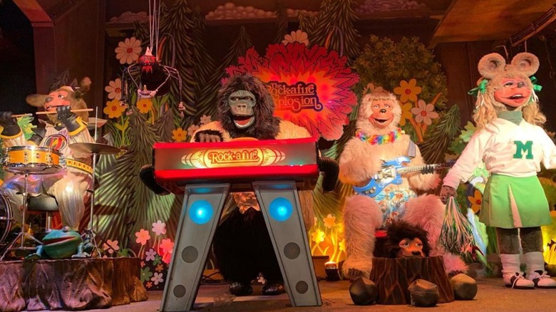 The Rock-afire Explosion performs