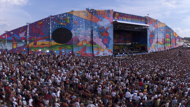 woodstock 99 stage