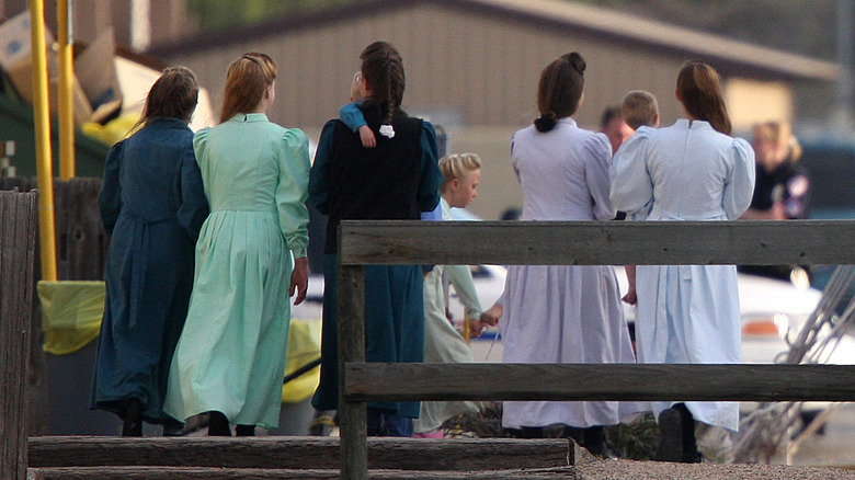 Female FLDS members