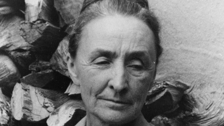 georgia o'keeffe smirking