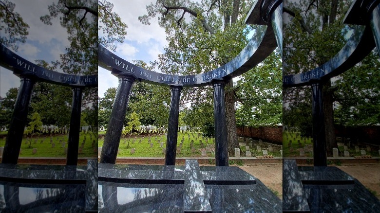 Kenny Rogers gravesite