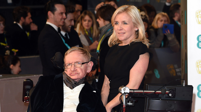 Stephen hawking with daughter Lucy Hawking