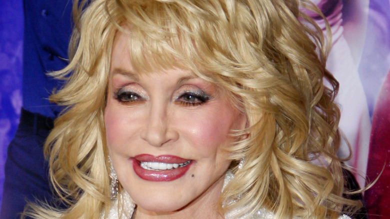 Singer and actress Dolly Parton