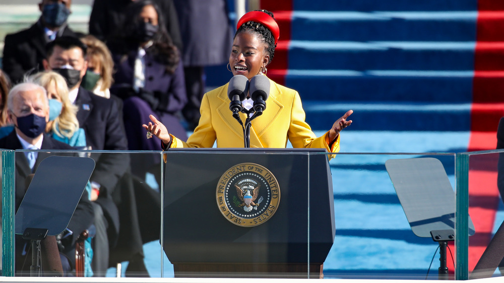 Amanda Gorman addressing inauguration crowd