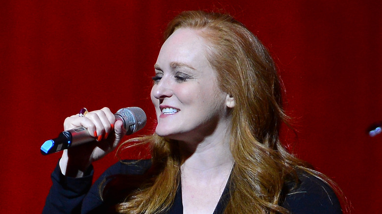 Antonia Bennett on stage