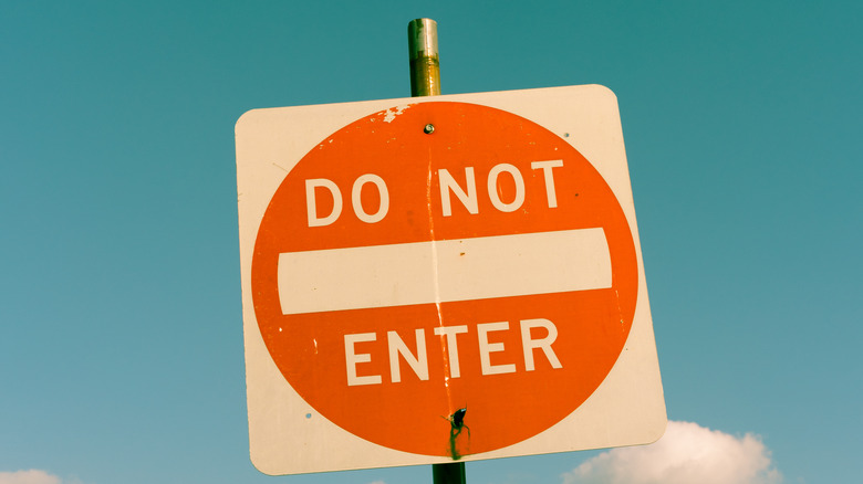Do not enter sign