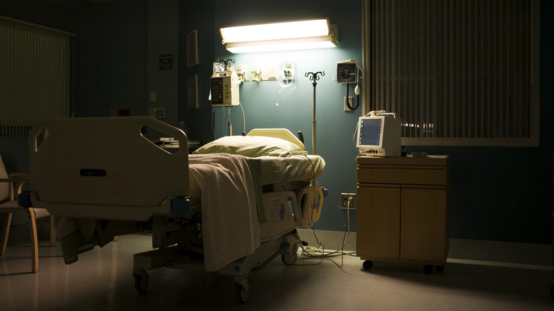 Hospital bed low lighting