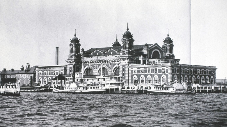 Who Was The First Person To Immigrate Through Ellis Island?
