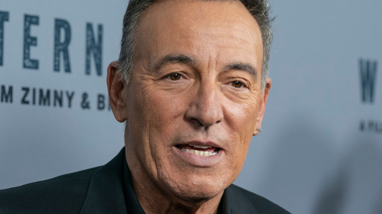 Bruce Springsteen speaking on red carpet