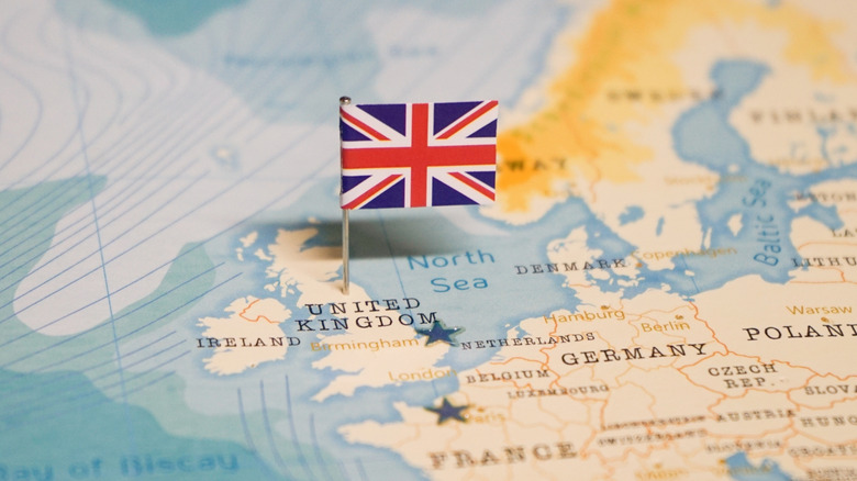United Kingdom map and little flag