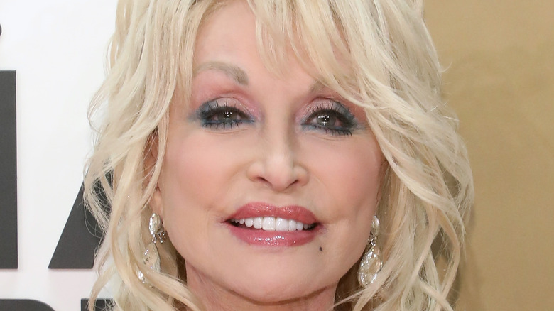 Dolly Parton smiling