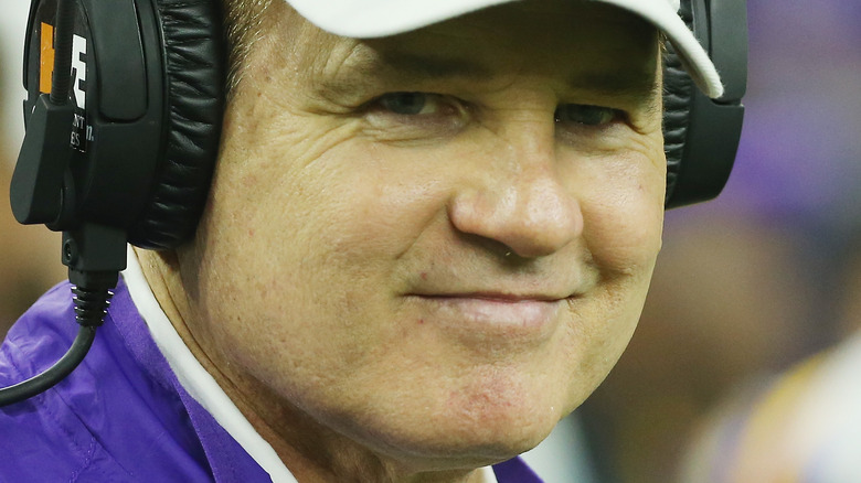 Les Miles coaching