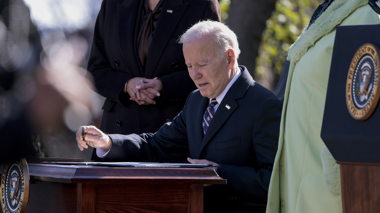 Joe Biden signing