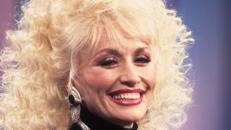 Dolly Parton smiling, 1987