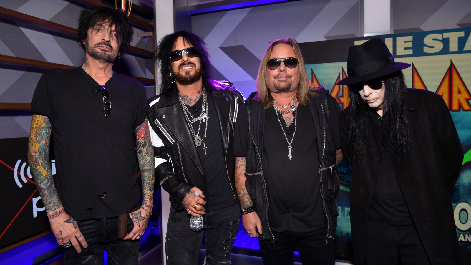 Why Motley Crue Members Traveled In Separate Buses