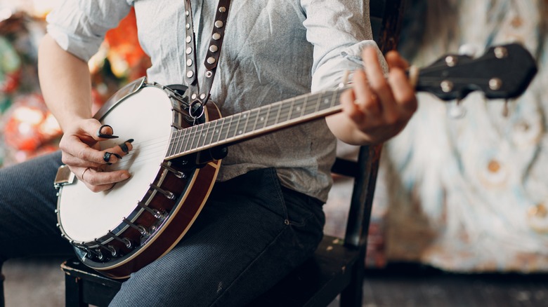 Banjo player