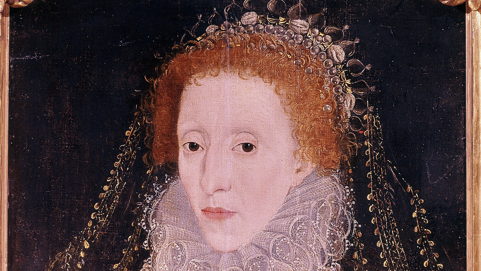 Why Queen Elizabeth I's White Makeup Was Actually Dangerous