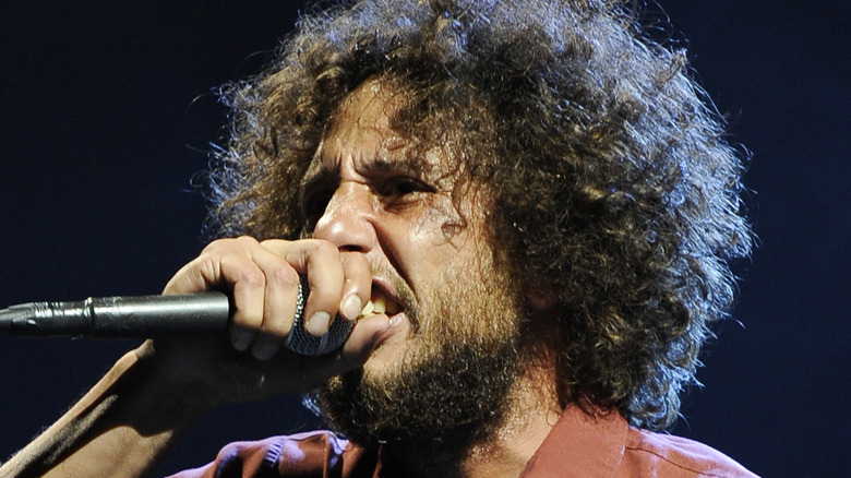 Zack de la Rocha rapping