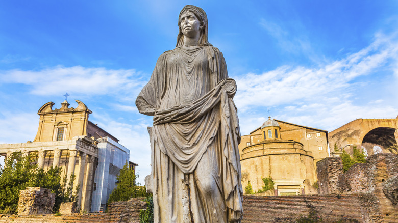 Vestal Virgin statue, Rome