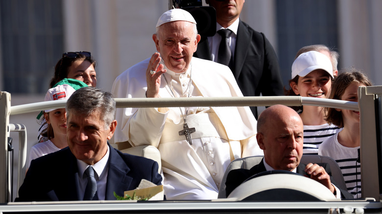 Pope Francis in car