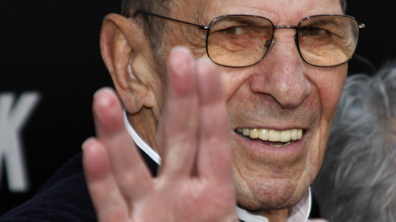 Leonard Nimoy giving Vulcan salute