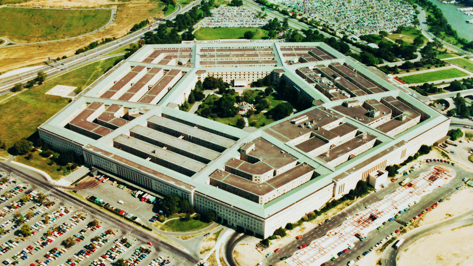 Why The Pentagon Is Shaped Like A Pentagon