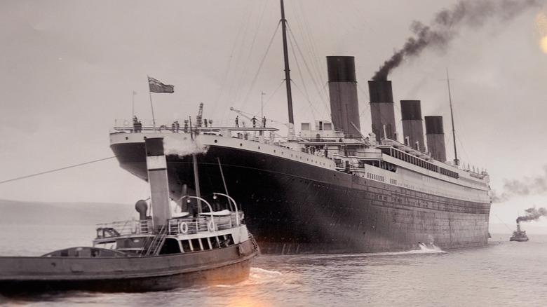 RMS Titanic underway