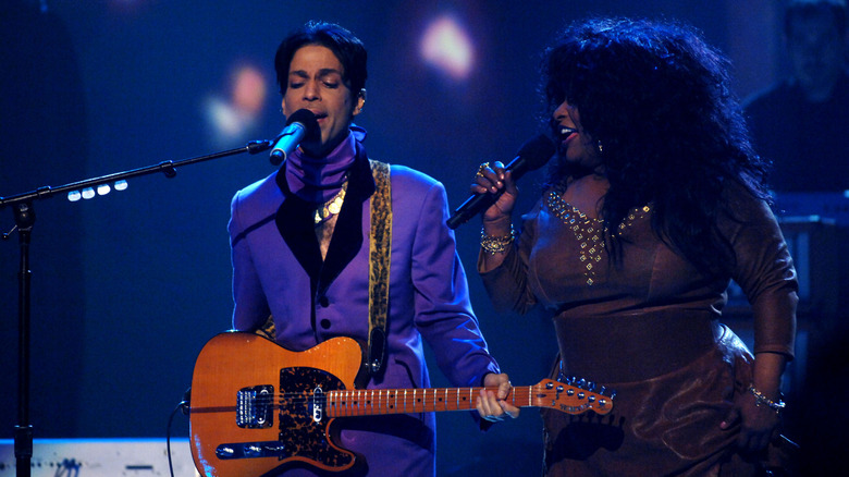 Prince performing with Chaka Khan