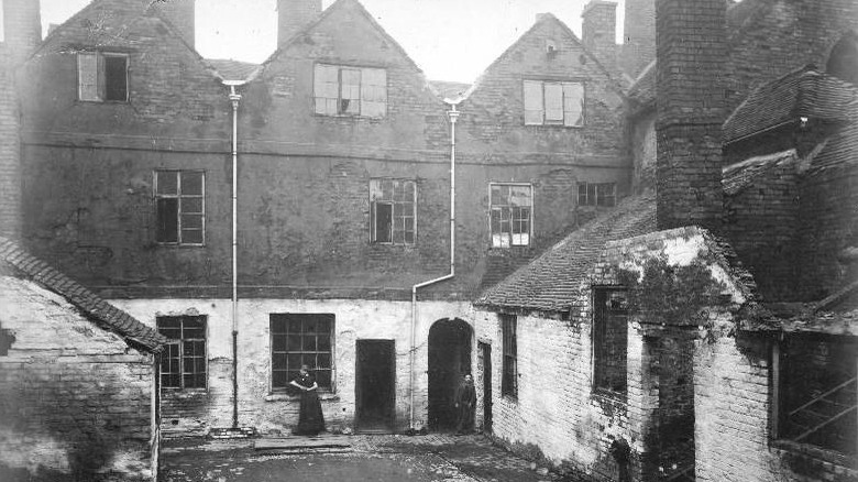 Back-to-back housing in England 1883