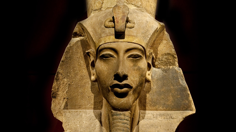 Statue of Akhenaten