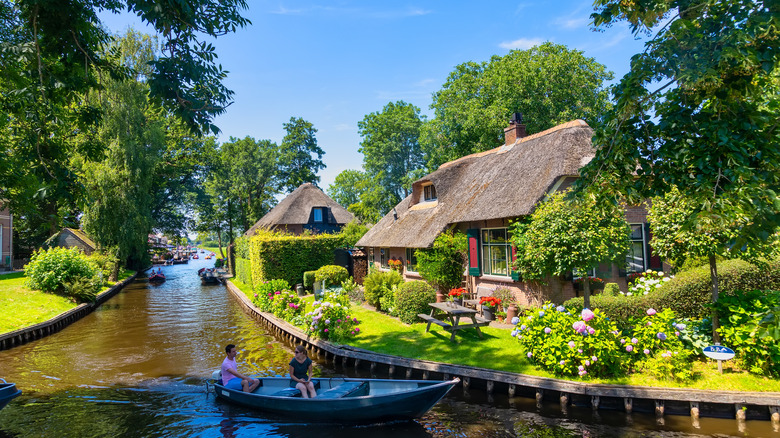 Giethoorn, Netherlands canals