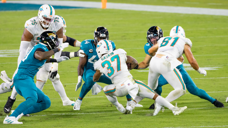 Jacksonville Jaguars and Miami Dolphins NFL match