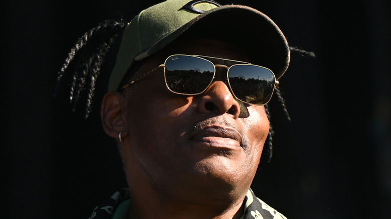 coolio in sunglasses and hat